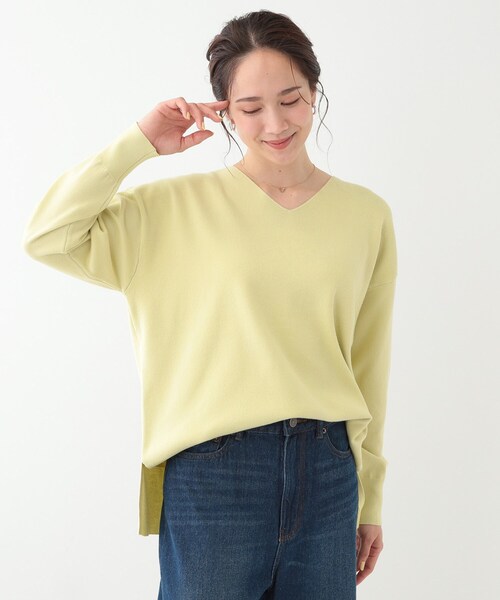 DRESKIP（ドレスキップ）の「【洗える/S-LL】お顔周りすっきり 優しい肌触りのVネックニット（ニット/セーター・レディース・グレー系2/ホワイト系5/ライトパープル/オフホワイト/ライトイエロー系/ベージュ系2・02/01/04/03）」の9枚目の写真