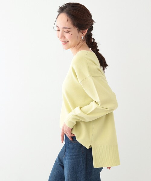 DRESKIP（ドレスキップ）の「【洗える/S-LL】お顔周りすっきり 優しい肌触りのVネックニット（ニット/セーター・レディース・グレー系2/ホワイト系5/ライトパープル/オフホワイト/ライトイエロー系/ベージュ系2・02/01/04/03）」の10枚目の写真