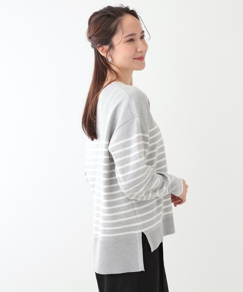 DRESKIP（ドレスキップ）の「【洗える/S-LL】お顔周りすっきり 優しい肌触りのVネックニット（ニット/セーター・レディース・グレー系2/ホワイト系5/ライトパープル/オフホワイト/ライトイエロー系/ベージュ系2・02/01/04/03）」の18枚目の写真