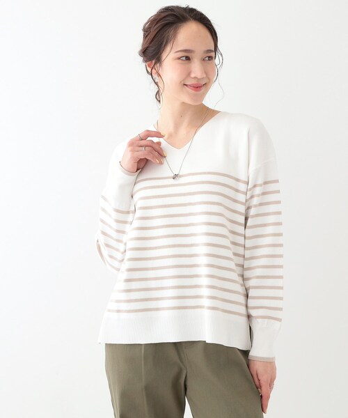 DRESKIP（ドレスキップ）の「【洗える/S-LL】お顔周りすっきり 優しい肌触りのVネックニット（ニット/セーター・レディース・グレー系2/ホワイト系5/ライトパープル/オフホワイト/ライトイエロー系/ベージュ系2・02/01/04/03）」の21枚目の写真