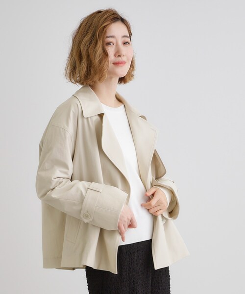 grove（グローブ）の「スプリットラグランショートトレンチ（トレンチコート・レディース・カーキ/ナチュラル/ベージュ・02/03/01/05/04）」の9枚目の写真