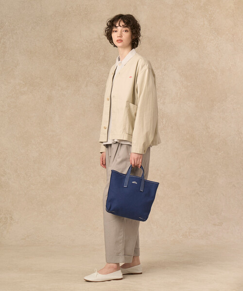 DANTON(ダントン)の「COTTON CANVAS TOTE BAG〈VOSGES MOYEN〉(トートバッグ・レディース・グレー/ブルー/アイボリー/レッド系その他/グリーン/ブラック/モカ・-)」の8枚目の写真