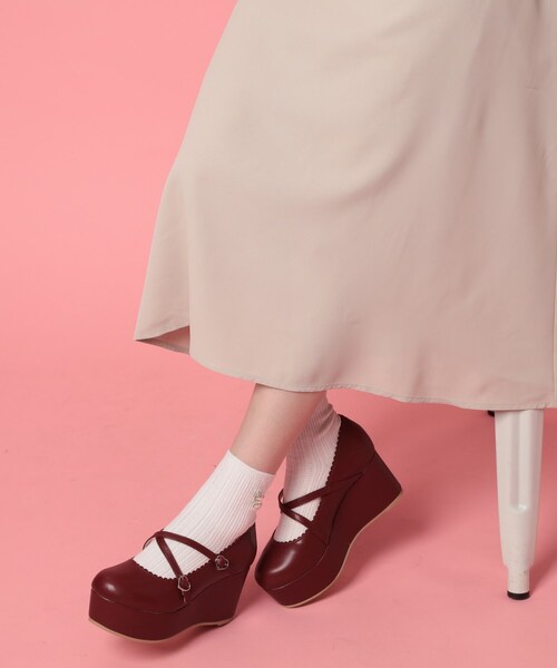 cs T&P（シーエスティーアンドピー）の「厚底ロリータパンプス（パンプス・レディース・ホワイト/ブラック/レッド系1・S/M/L/LL）」の12枚目の写真