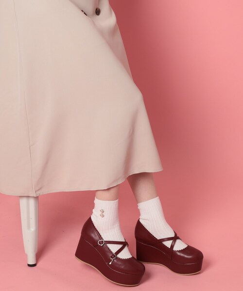 cs T&P（シーエスティーアンドピー）の「厚底ロリータパンプス（パンプス・レディース・ホワイト/ブラック/レッド系1・S/M/L/LL）」の14枚目の写真