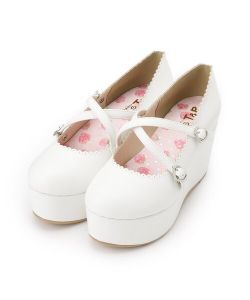 cs T&P（シーエスティーアンドピー）の「厚底ロリータパンプス（パンプス・レディース・ホワイト/ブラック/レッド系1・S/M/L/LL）」の4枚目の写真