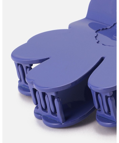 marimekko（マリメッコ）の「Unikko / Hair Clip Large（バレッタ/ヘアクリップ・レディース・ワインレッド/ラベンダー・FREE）」の5枚目の写真
