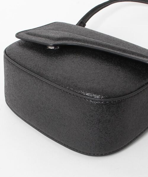 PUMA(プーマ)の「PUMA×HELLO KITTY FS. MINI HOBO BAG プーマ×ハローキティ FS.ミニホーボーバッグ(ショルダーバッグ・レディース・ブラック・FREE)」の3枚目の写真