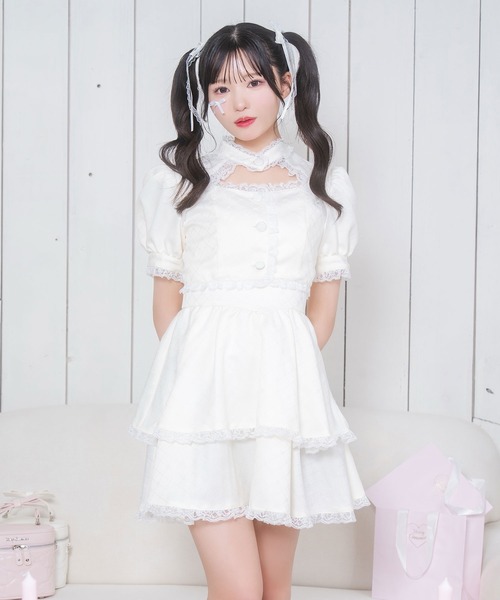 Honey Cinnamon(ハニーシナモン)の「デコルテ開きレースジャンスカセット(ジャンパースカート・レディース・アイボリー/ピンク・FREE)」の3枚目の写真