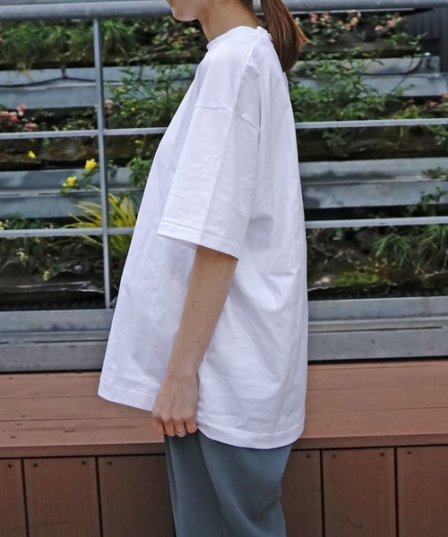 ATON（エイトン）の「ATON (エイトン) SUVIN 60/2 OVERSIZED S/S T-SHIRT（Tシャツ/カットソー・レディース・ホワイト/ブラック/キャメル・2）」の9枚目の写真