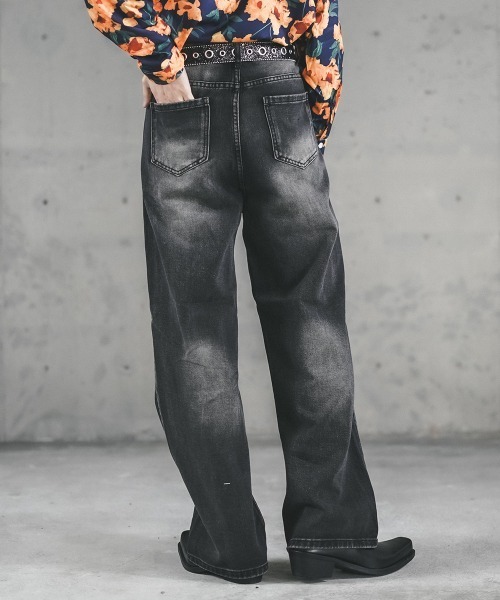 Shoowtime(ショウタイム)の「Vintage Wash Straight Denim Pants / ビンテージウォッシュストレートデニムパンツ(デニムパンツ・メンズ・ブルー系/ブラック系・X-LARGE/LARGE/MEDIUM/SMALL)」の6枚目の写真
