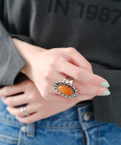 CIAOPANIC TYPY（チャオパニックティピー）の「【yuccA】フラワーリング（リング・レディース・オレンジ/グレー・ONE SIZE）」の6枚目の写真