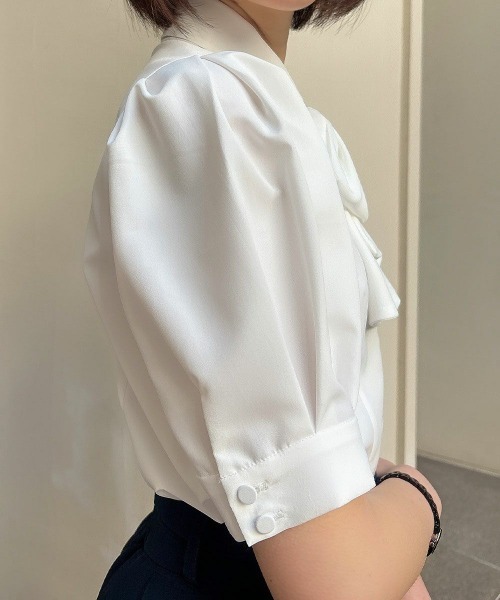 an another angelus(アンアナザーアンジェラス)の「ドレープタイ付きシャツ【新色追加】取り外し可/ fint フィント 夏服(シャツ/ブラウス・レディース・ホワイト×ブルー/ホワイト/ホワイト×グレー・FREE)」の7枚目の写真