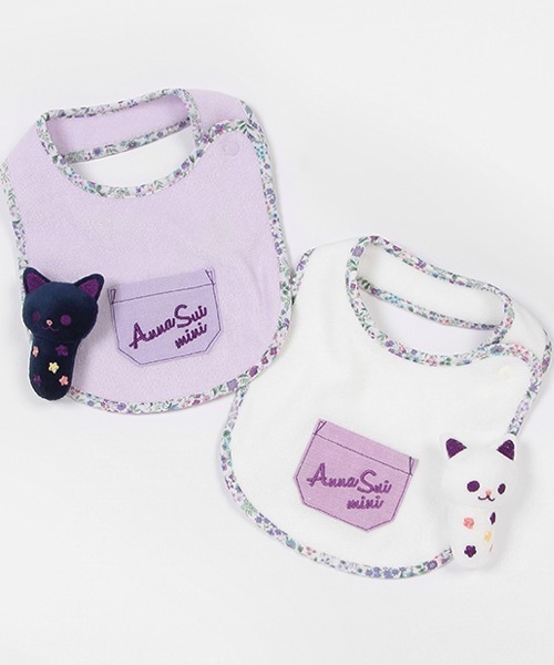 ネコガラガラつきスタイ（その他ベビー用品）｜ANNA SUI mini