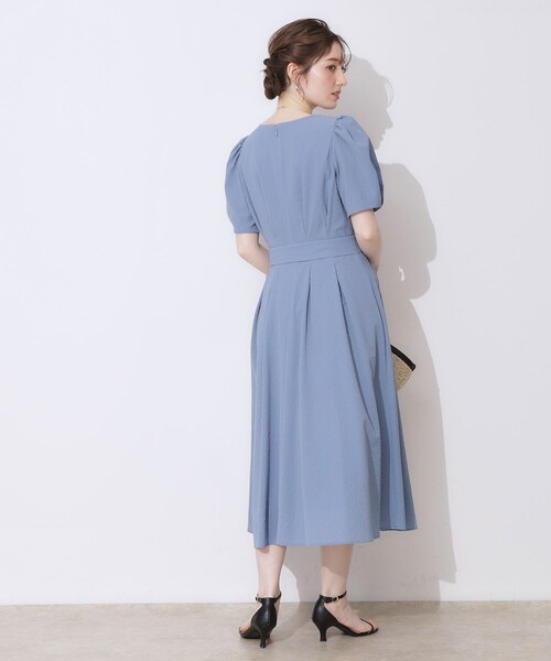 couture brooch（クチュールブローチ）の「【細見え・キレイめ】サッカータックワンピース（ワンピース・レディース・ブラウン系その他/ブルー/ブラック・40/38/42/36）」の7枚目の写真