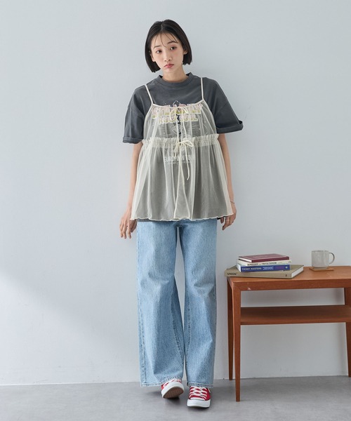 MONO-MART(モノマート)の「2WAYラメリボンチュールフリルキャミソール(キャミソール・レディース・ブラック/チャコールグレー/ブラウン/アイボリー・FREE)」の11枚目の写真