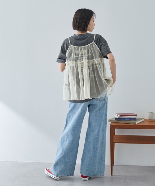 MONO-MART(モノマート)の「2WAYラメリボンチュールフリルキャミソール(キャミソール・レディース・ブラック/チャコールグレー/ブラウン/アイボリー・FREE)」の13枚目の写真