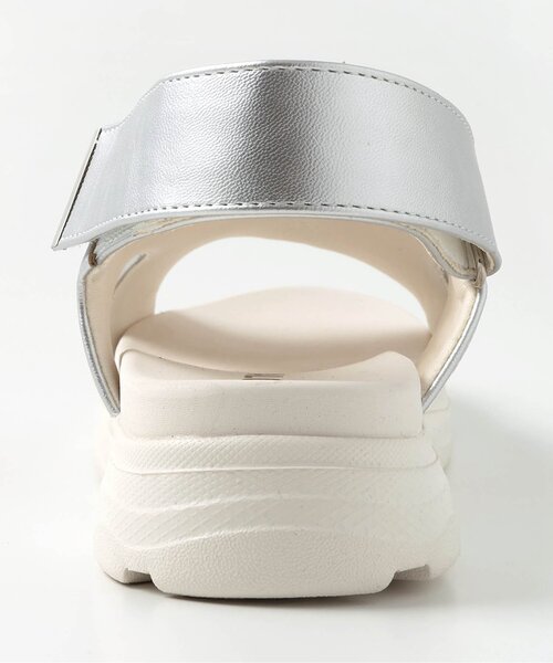 algy（アルジー）の「ハートチャーム飾りジップサンダル（サンダル・キッズ・シルバー/オフホワイト/ブラック・21/23/24/22/20）」の12枚目の写真