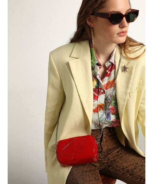 GOLDEN GOOSE（ゴールデングース）の「レディース ミニ Star Bag レッド ペイントレザー トーンオントーン スター（ショルダーバッグ・レディース・レッド・U）」の3枚目の写真