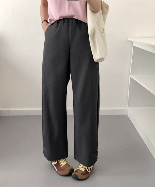 BANICO(バニコ)の「カジュアルストレートパンツ(スラックス・レディース・ブラック/ライトベージュ・LARGE/MEDIUM)」の8枚目の写真