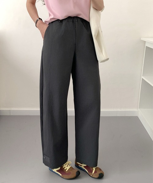 BANICO(バニコ)の「カジュアルストレートパンツ(スラックス・レディース・ブラック/ライトベージュ・LARGE/MEDIUM)」の10枚目の写真
