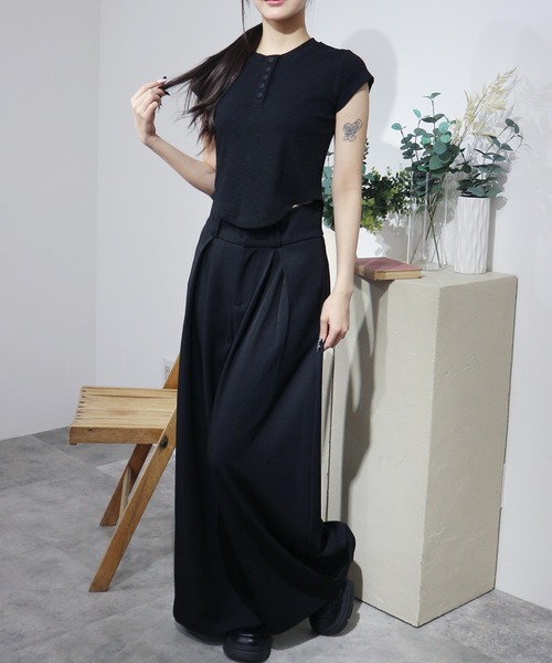 CeLess(セレス)の「Henley Neck Casual Tops / ヘンリーネックカジュアルトップス(Tシャツ/カットソー・レディース・ホワイト/ブラック・FREE)」の10枚目の写真