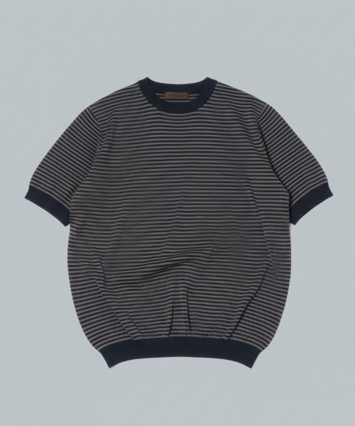 Rinascente(リナシェンテ)の「【Rinascente/リナシェンテ】Gram 半袖 サマーニット 洗濯可能(ニット/セーター・メンズ・テラコッタ/チャコールグレー/パープル/ダークブラウン/ブラック/モスグリーン/ブラック×ホワイト/ネイビー/ネイビー×ホワイト/オリーブ/ブルー・MEDIUM/SMALL/X-LARGE/LARGE)」の4枚目の写真