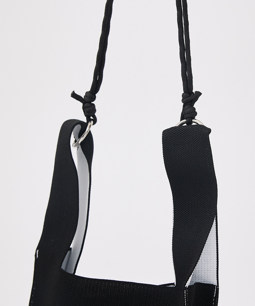 FRUIT OF THE LOOM(フルーツオブザルーム)の「【FRUIT OF THE LOOM/フルーツ オブ ザ ルーム】FOTL×WENDY’S MINI SHOULDER BAG 80978700/ショルダーバッグ/ユニセックス【WEB限定】(ショルダーバッグ・メンズ・ブラック/レッド・フリー)」の13枚目の写真