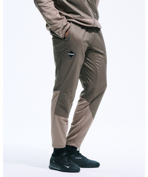F.C.Real Bristol（エフシーレアルブリストル）の「GRID FLEECE HYBRID PANTS（その他パンツ・メンズ・ベージュ/ブラック・SMALL/MEDIUM/LARGE/X-LARGE/XX-LARGE）」の5枚目の写真