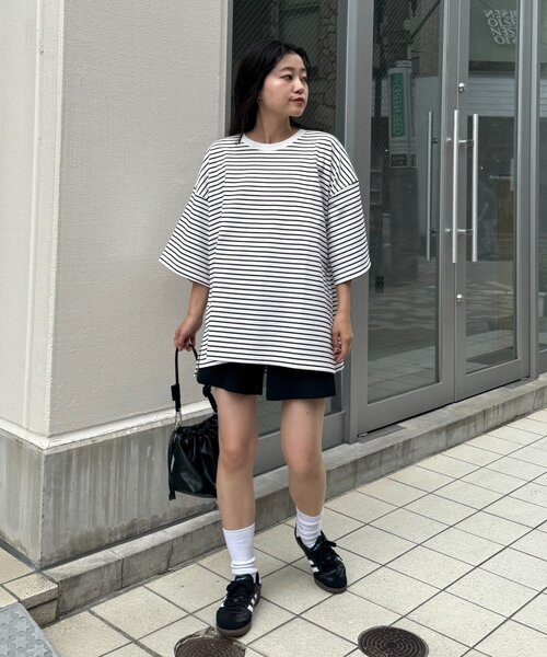 CIAOPANIC TYPY（チャオパニックティピー）の「【ユニセックス】ポンチハイカウントサイドスリットビッグシルエットTee（Tシャツ/カットソー・レディース・ブラック/チャコールグレー/ホワイト/ライトグレー/ブラウン/オフホワイト/グリーン・MEDIUM/LARGE/X-LARGE）」の21枚目の写真