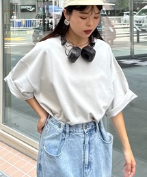 ポンチ」に該当するレディースのTシャツ/カットソーファッション