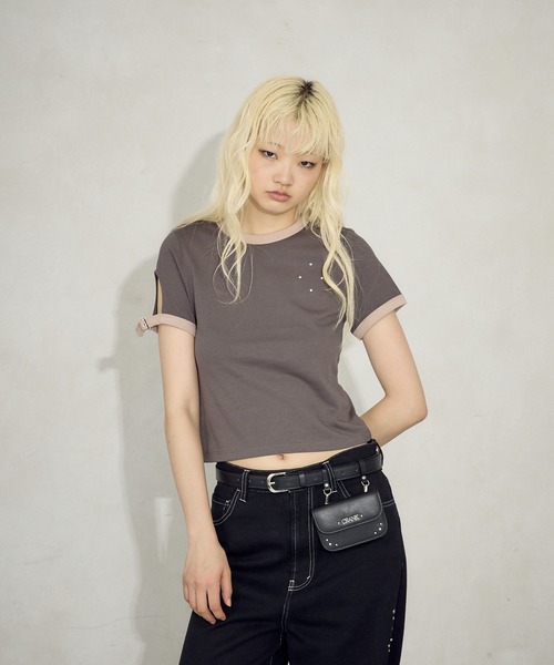 FTW(エフティダブリュー)の「BUCKLE BELT RINGER TEE(Tシャツ/カットソー・レディース・オフホワイト/チャコールグレー/ライトブルー・MEDIUM/SMALL)」の4枚目の写真