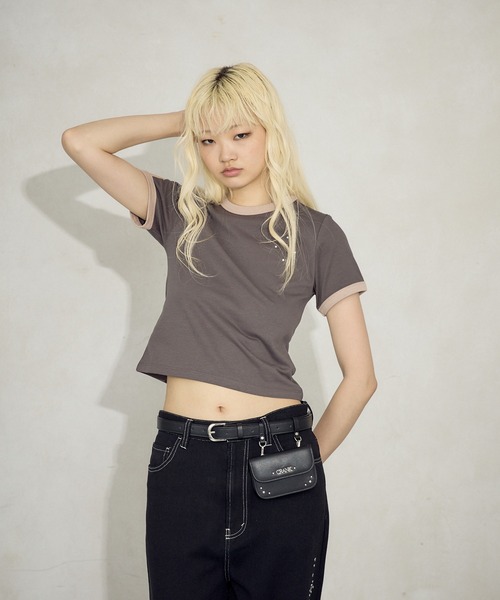 FTW(エフティダブリュー)の「BUCKLE BELT RINGER TEE(Tシャツ/カットソー・レディース・オフホワイト/チャコールグレー/ライトブルー・MEDIUM/SMALL)」の6枚目の写真