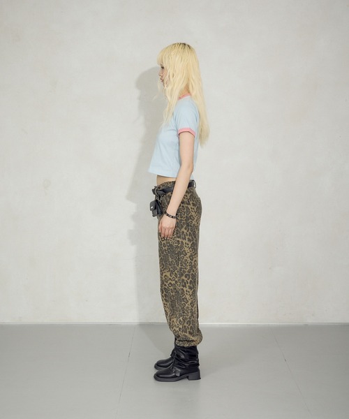 FTW(エフティダブリュー)の「BUCKLE BELT RINGER TEE(Tシャツ/カットソー・レディース・オフホワイト/チャコールグレー/ライトブルー・MEDIUM/SMALL)」の20枚目の写真
