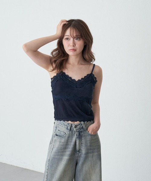 RAY CASSIN（レイカズン）の「【サイズ展開あり】ベロアパット付レースキャミソール（キャミソール・レディース・アイボリー/ネイビー・S/FREE）」の12枚目の写真