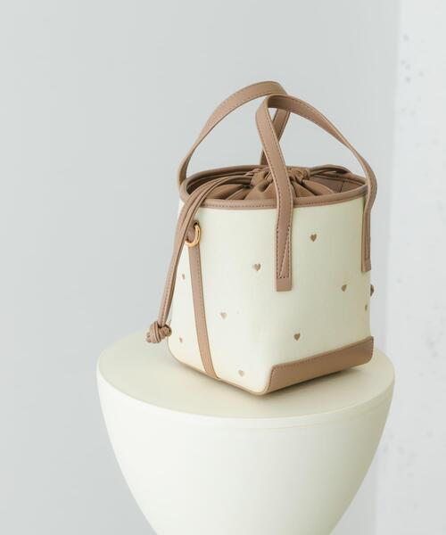 RODE SKO（ロデスコ）の「『WEB/一部店舗限定カラー』刺繍バケツバッグ（ハンドバッグ・レディース・ブラック/ベージュ/ベージュ系その他・ONE）」の5枚目の写真