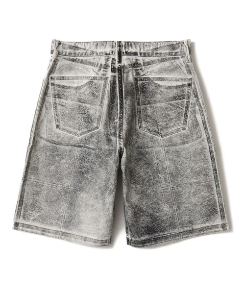 atmos(アトモス)の「atmos Foil Print Denim Shorts / アトモス フォイル プリント デニム ショーツ(その他パンツ・メンズ・ブラック/ブルー・M/L/XL)」の6枚目の写真