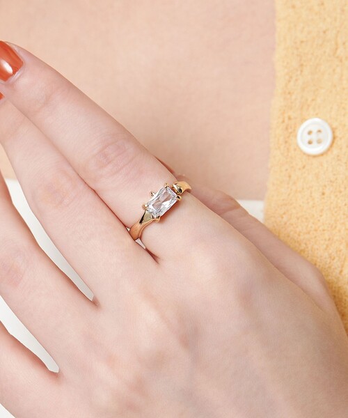 BEAUTY&YOUTH UNITED ARROWS（ビューティーアンドユースユナイテッドアローズ）の「スクエア ビジュー リング（リング・レディース・シルバー/ゴールド・11）」の2枚目の写真