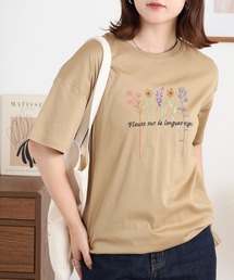 ブローディア BRODIAEA カラフルフラワー刺繍半袖Tシャツ （オフホワイト） ブローディア BRODIAEA カラフルフラワー刺繍半袖Tシャツ （オフ