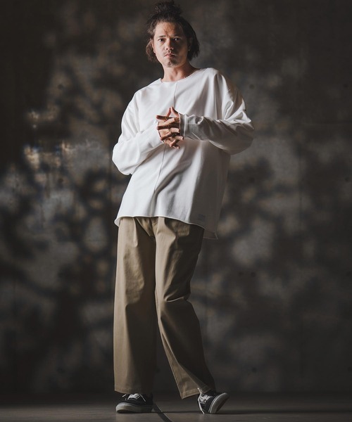 GLIMCLAP（グリムクラップ）の「msw1705-Boxy silhouette long sleeve T-shirt-Mini pile sweat fabric- スウェット（Tシャツ/カットソー・メンズ・ホワイト/ブラック・S/M/L）」の7枚目の写真