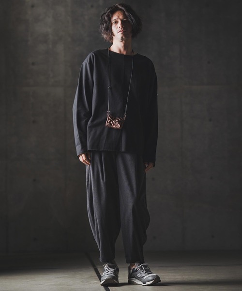 GLIMCLAP（グリムクラップ）の「msw1705-Boxy silhouette long sleeve T-shirt-Mini pile sweat fabric- スウェット（Tシャツ/カットソー・メンズ・ホワイト/ブラック・S/M/L）」の14枚目の写真