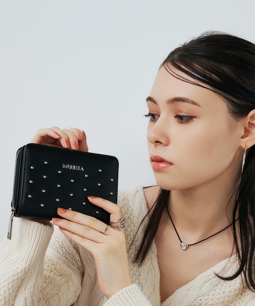 MURUA(ムルーア)ラウンドファスナー二つ折り財布 MR-W1372 スタッズ