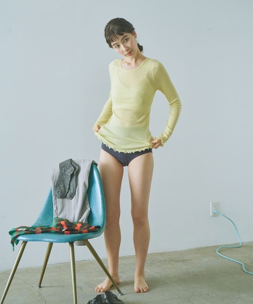 me.(ミードット)の「【 me. / ミードット 】merino washable wool ロングスリーブ me-23308 HPI(Tシャツ/カットソー・レディース・ダークグレー/イエロー/オフホワイト/グレイッシュベージュ/アイボリー/ライトブルー/ベージュ/チャコール・FREE)」の8枚目の写真