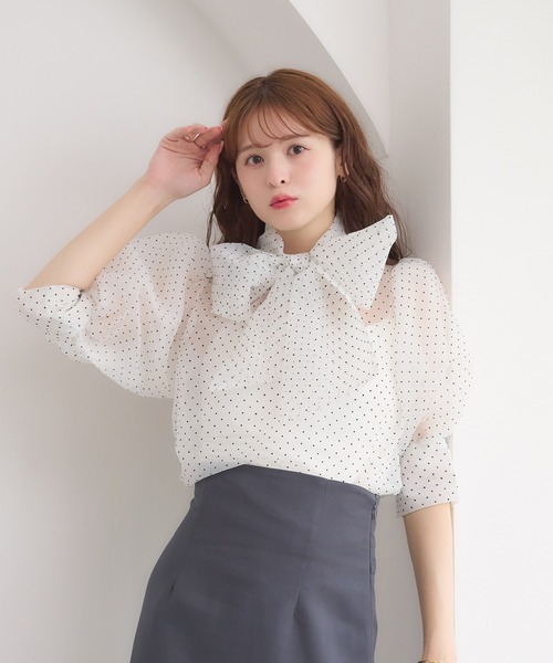Ambre Neige(アンブルネージュ)の「2way big ribbon blouse / 2wayビッグリボンウラウス(シャツ/ブラウス・レディース・オフホワイト/ブラック/ラベンダー・FREE)」の7枚目の写真