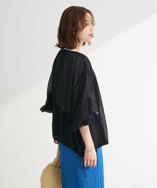 Green　Parks（グリーンパークス）の「イージーケアシアーボイルシャツブルゾン（ブルゾン・レディース・ベージュ/ブラック/グレー・FREE）」の10枚目の写真