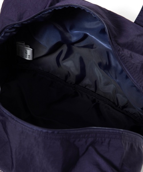 AMERICAN RAG CIE（アメリカンラグシー）の「【MEN , WOMEN】for BAYFLOW THINK MINI BOSTON BAG（ボストンバッグ・レディース・グレー/ネイビー・FREE）」の10枚目の写真