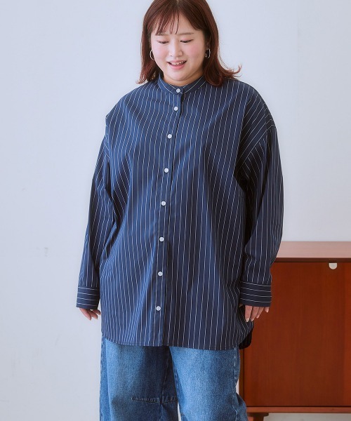 SMILE LAND（スマイルランド）の「＜大きいサイズ＞バックギャザーデザインストライプシャツチュニック（シャツ/ブラウス・レディース・ネイビー系/サックスブルー系・5L/4L/LL/L/3L）」の7枚目の写真