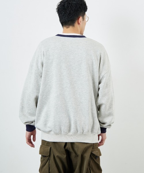 UMBRO/アンブロ] 別注 ワンポイント刺繍ロゴ クルーネックスウェット