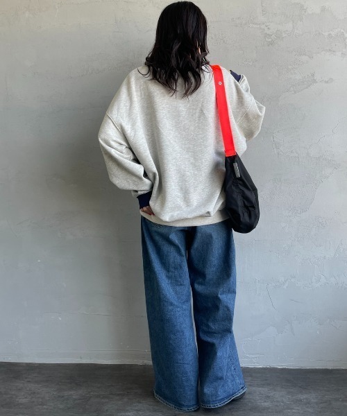 UMBRO（アンブロ）の「[UMBRO/アンブロ] 別注 ワンポイント刺繍ロゴ クルーネックスウェット【追加】（スウェット・レディース・ネイビー/ブラウン/グレー・S/XL/M/L）」の15枚目の写真