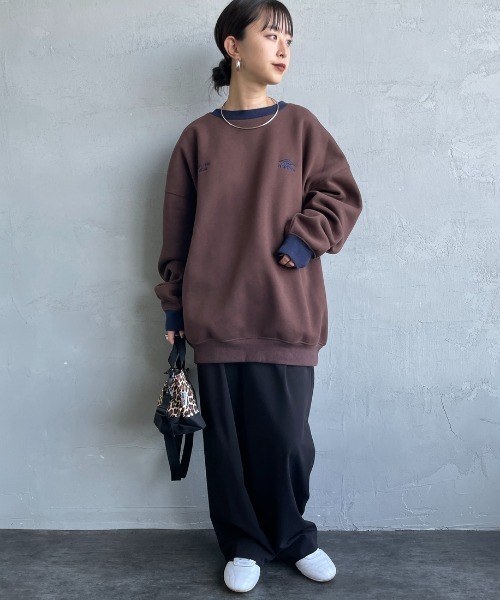 UMBRO/アンブロ] 別注 ワンポイント刺繍ロゴ クルーネックスウェット