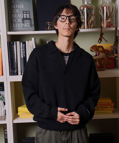 FFEIN（フェイン）の「【FFEIN（フェイン）】ネーム付きスキッパーニット / ニット セーター ポロカラー シンプル 無地 ワンポイント（ニット/セーター・メンズ・ブラック/ブラウン/グレー・SMALL/MEDIUM/LARGE）」の22枚目の写真